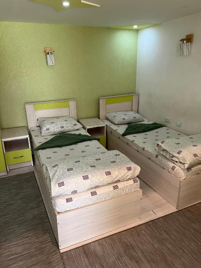 Anisa- Hostel دوشانبي المظهر الخارجي الصورة